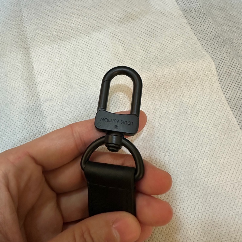 LV Alpha Monogram Shadow牛皮黑色小包 M82544-31