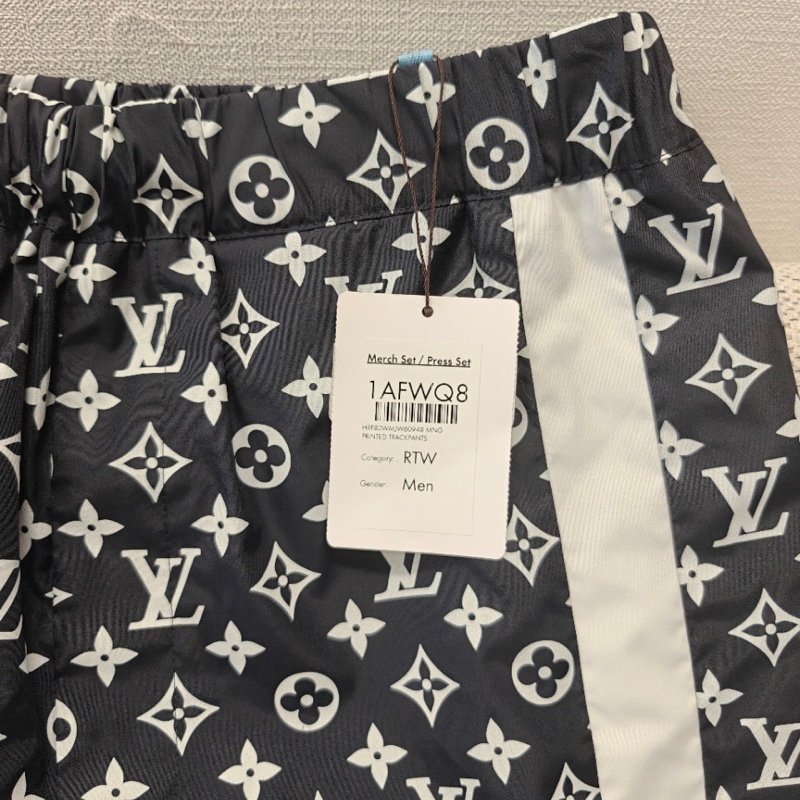 Louis Vuitton x RTW联名男士长裤 全新内购(涂标)48码-1