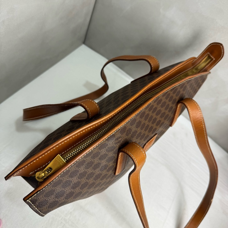 Celine 老花貝殼托特包-11