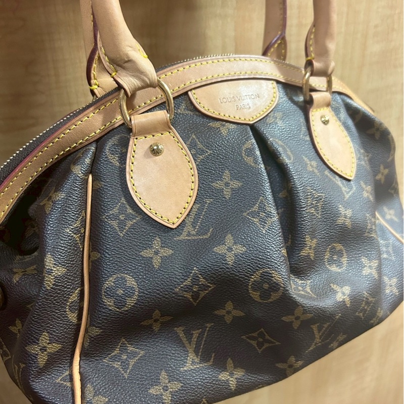 LV老花水餃包-15