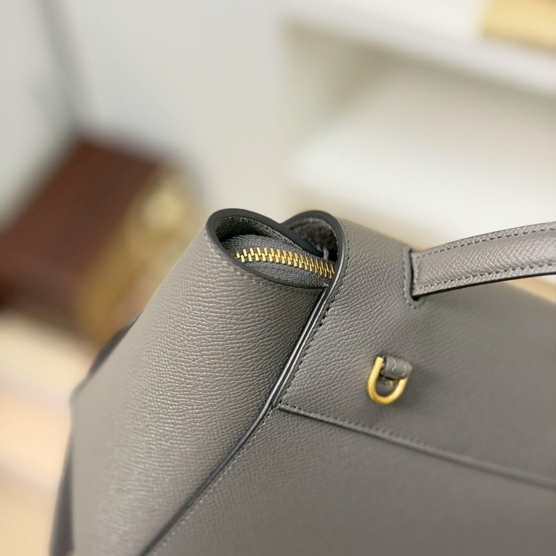 🏷Celine 瑟琳.Nano Belt 鯰魚包-10