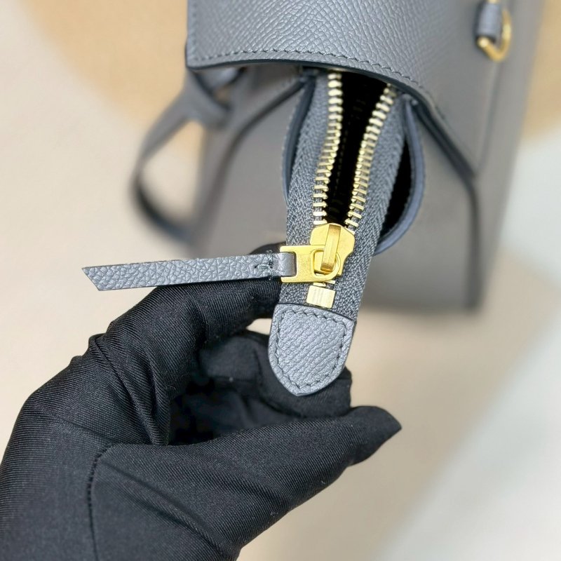 🏷Celine 瑟琳.Nano Belt 鯰魚包-19