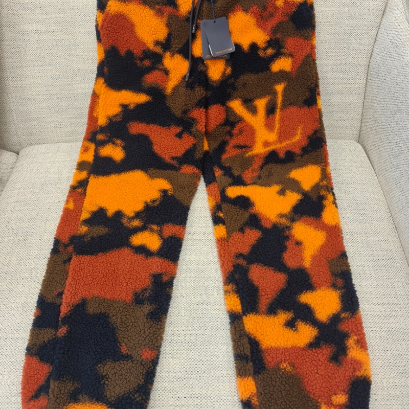 Louis Vuitton LV迷彩羊羔绒长裤 M码 全新内购(涂标)M码-0