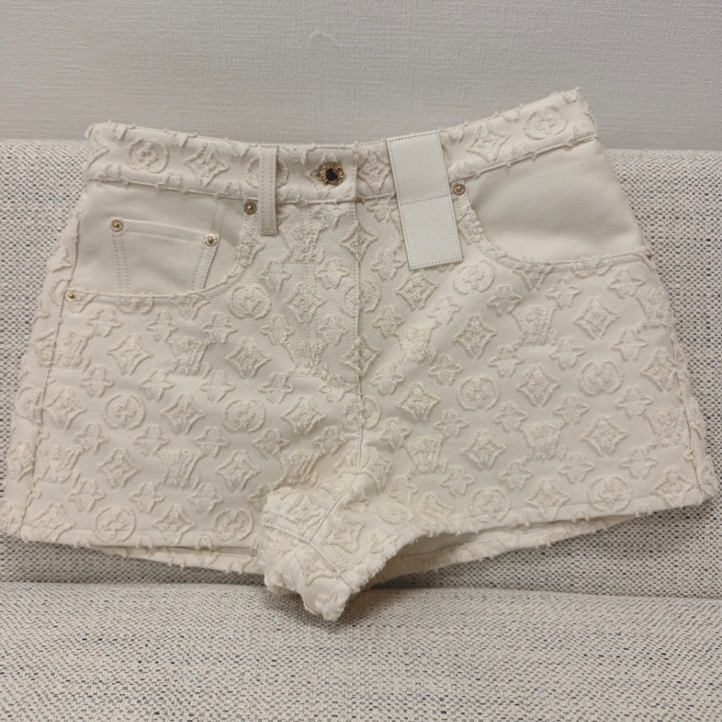 LV路易威登牛仔短裤 女款 白色 38码 全新内购(涂标)-0
