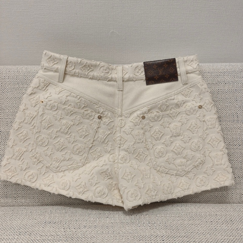 LV路易威登牛仔短裤 女款 白色 38码 全新内购(涂标)-6