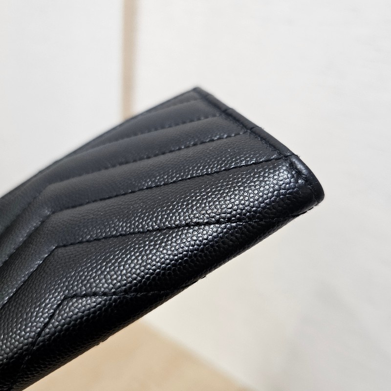 [新年福利甜價出❣️] YSL黑荔枝皮銀釦信封零錢卡包-9