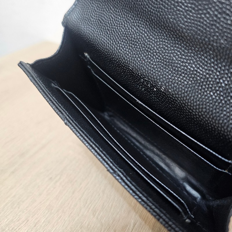 [新年福利甜價出❣️] YSL黑荔枝皮銀釦信封零錢卡包-16