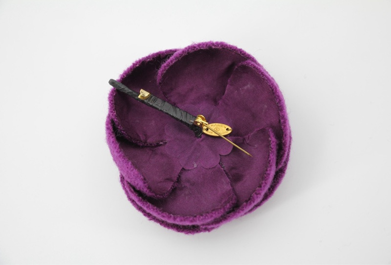 Chanel Vintage 81-85年 厚絨毛深紫色大朵山茶花胸針-3