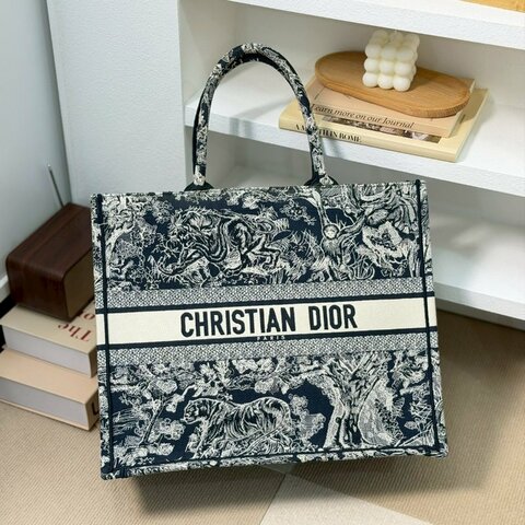 🏷Dior 迪奧．Book Tote 動物園 大號