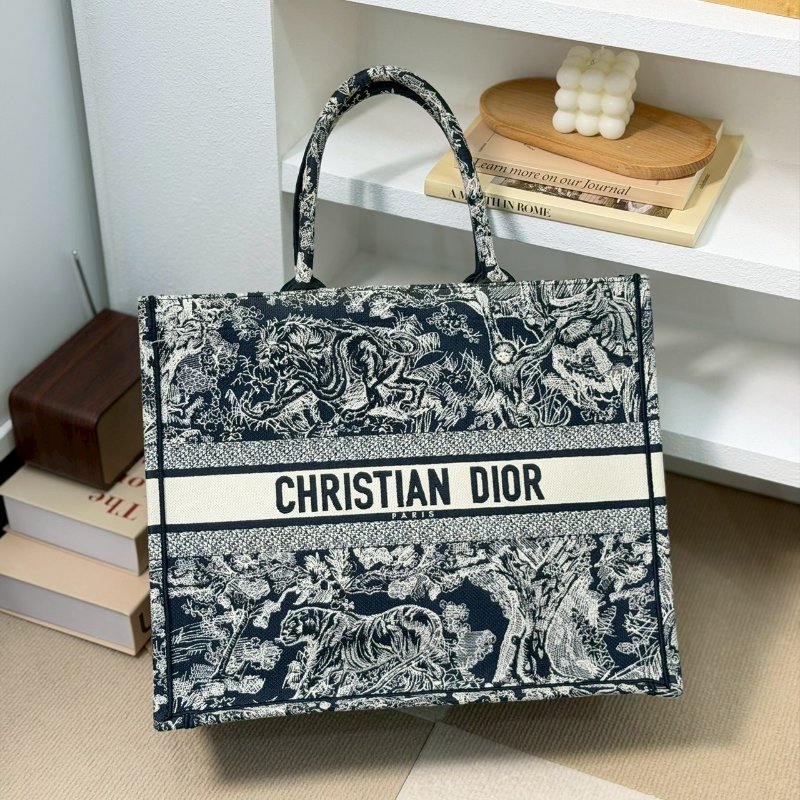 🏷Dior 迪奧.Book Tote 動物園 大號-0