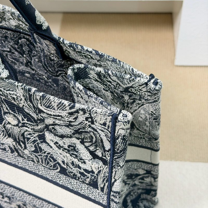🏷Dior 迪奧.Book Tote 動物園 大號-11