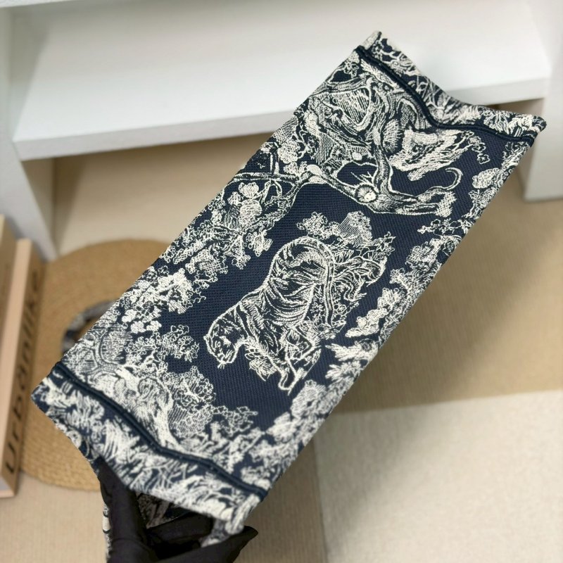 🏷Dior 迪奧.Book Tote 動物園 大號-12