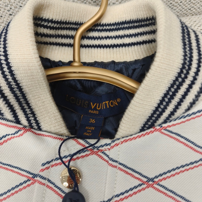 LV路易威登BOMBER夹克 36码/38码 全新内购(涂标)-3