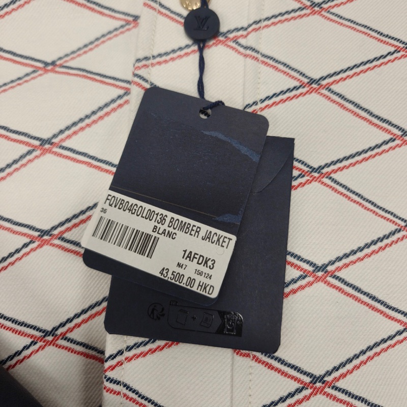 LV路易威登BOMBER夹克 36码/38码 全新内购(涂标)-4