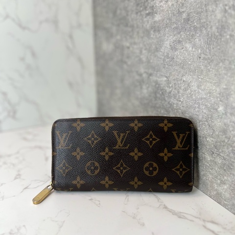 💗香緹國際精品💗 777 LV 拉鍊長夾 經典款 耐看不膩
