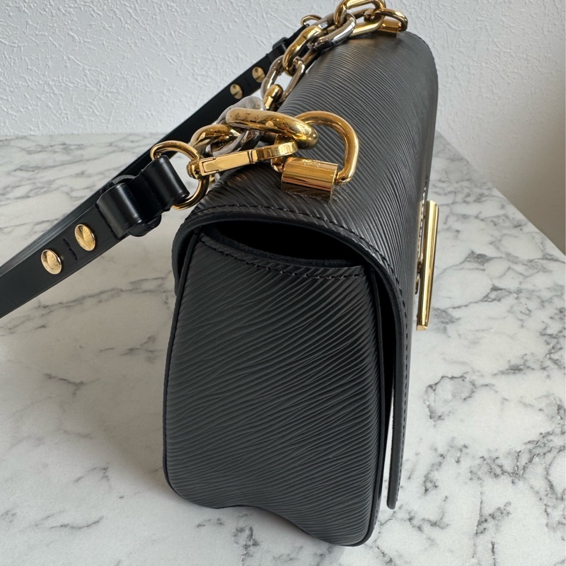 LV M59411黑色Epi金銀旋轉釦手提兩用包-2
