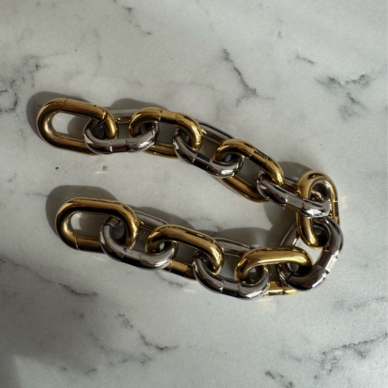 LV M59411黑色Epi金銀旋轉釦手提兩用包-44