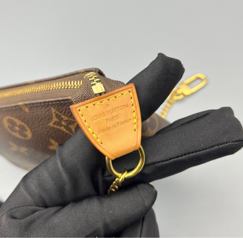 【幾乎全新✨大全套】LV麻將老花 迷你 Mini Pochette Accessoires 鏈帶手提包-8
