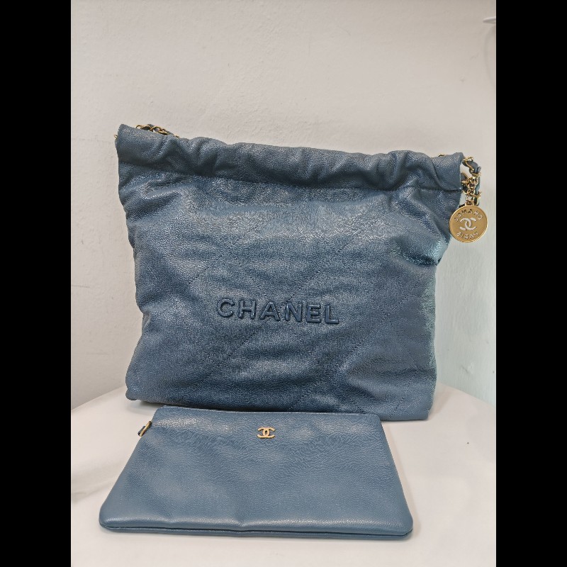 Chanel 22Bag small Caviar Leather-0
