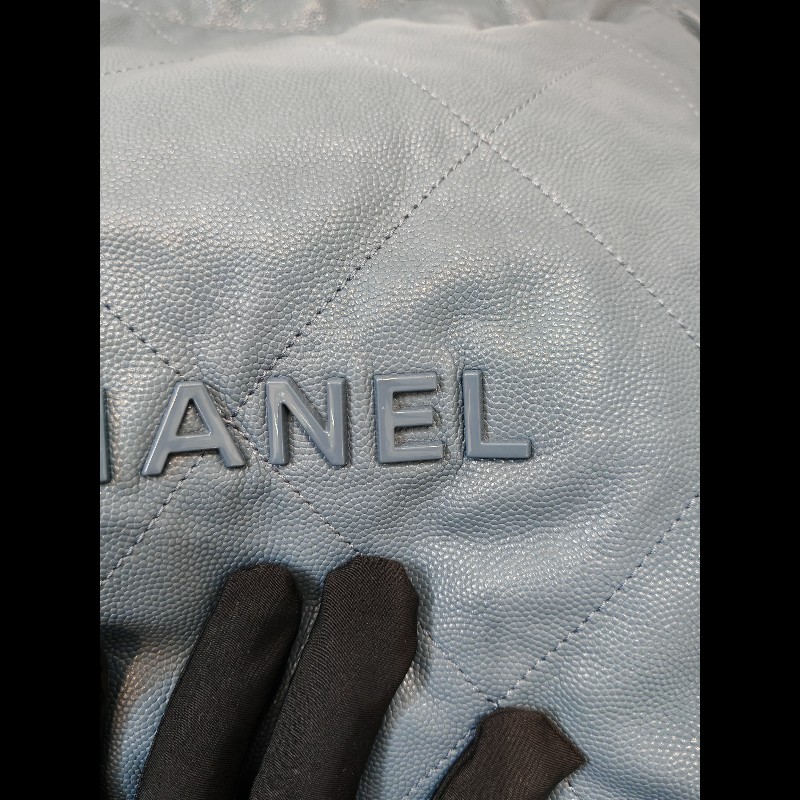 Chanel 22Bag small Caviar Leather-15