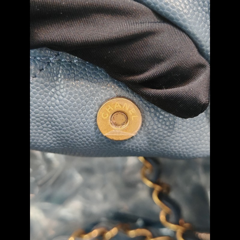 Chanel 22Bag small Caviar Leather-17
