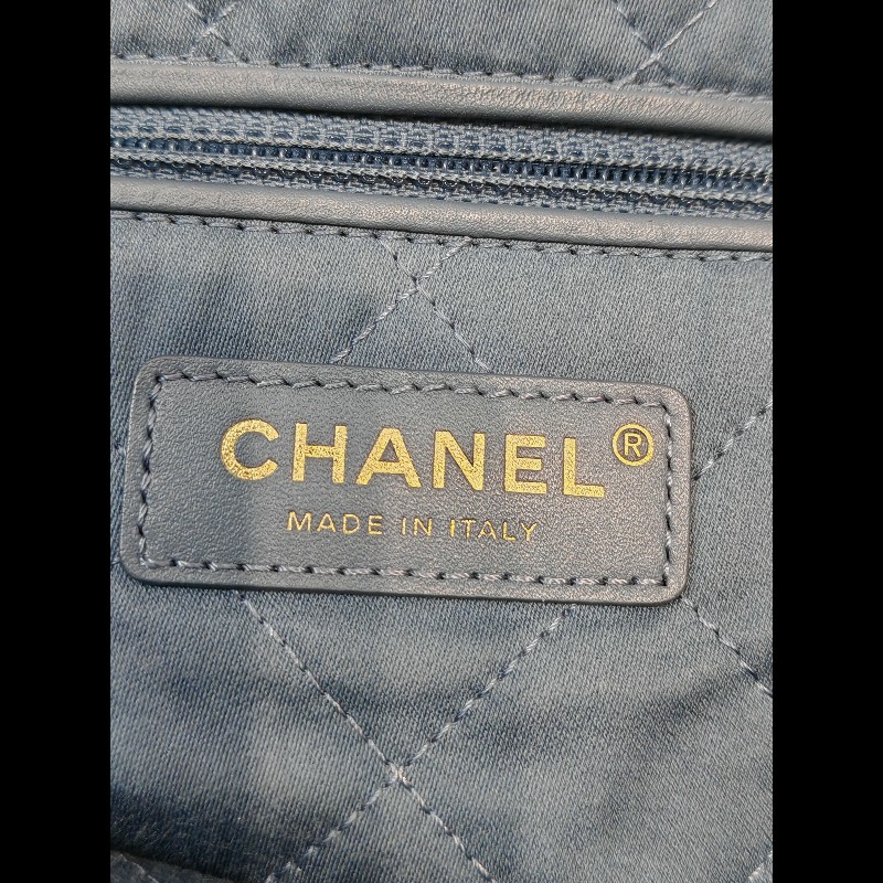 Chanel 22Bag small Caviar Leather-23