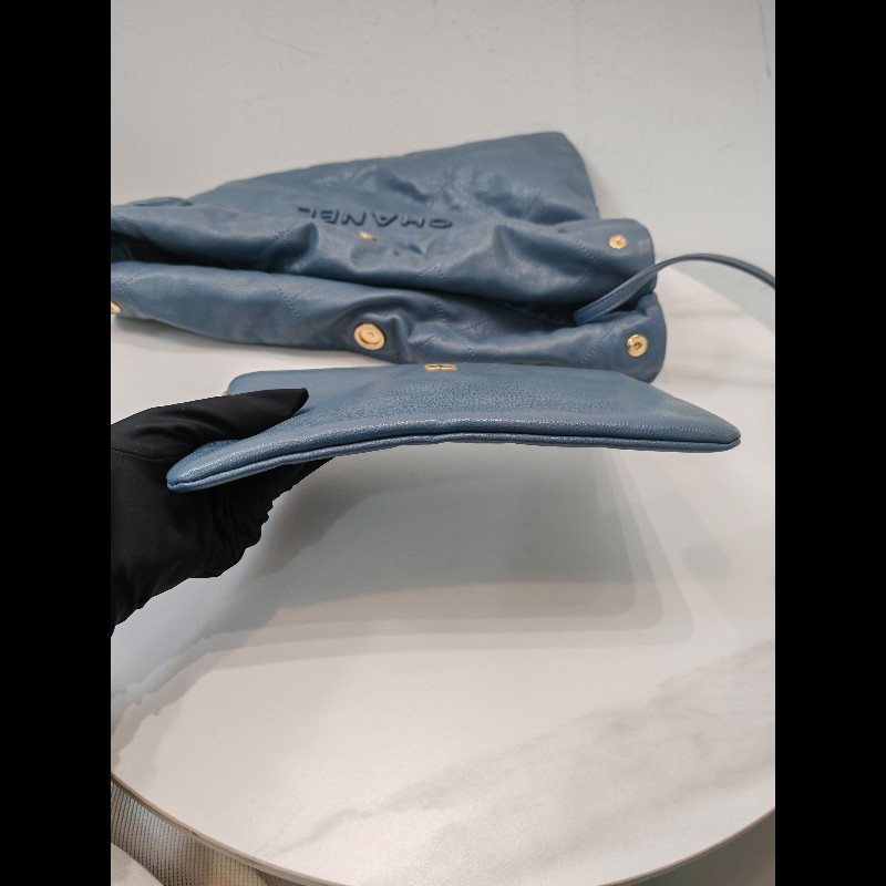 Chanel 22Bag small Caviar Leather-30