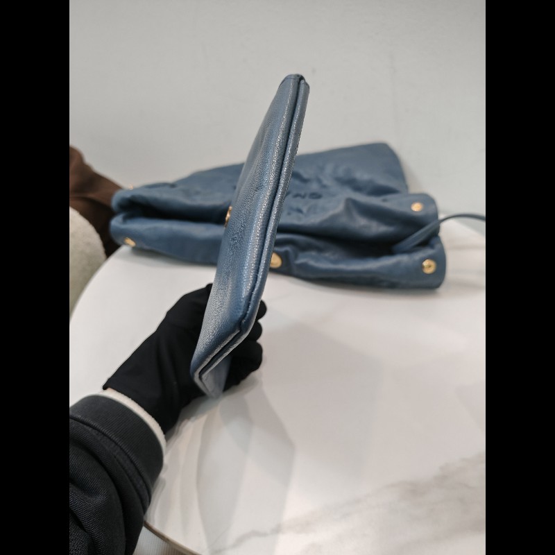 Chanel 22Bag small Caviar Leather-31