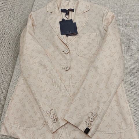 Louis Vuitton路易威登男士西装外套 全新内购（涂标），36码（155/84A）