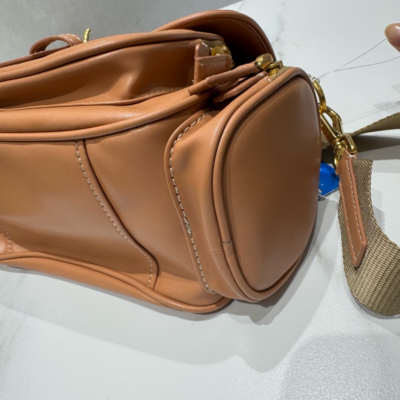 Prada 牛皮多口袋郵差單肩包,相機包-6