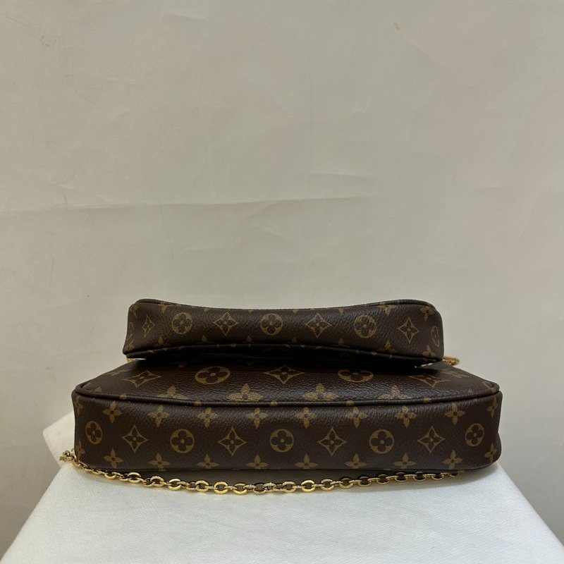 Louis Vuitton Pochette Accessoires卡其綠背袋五合一麻將包-4
