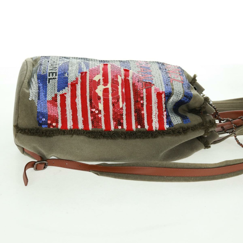 【日本直送】香奈兒 Cruise Line 雙肩包 帆布亮片 卡其色 銀色 CC 標誌 BA9220AM-3