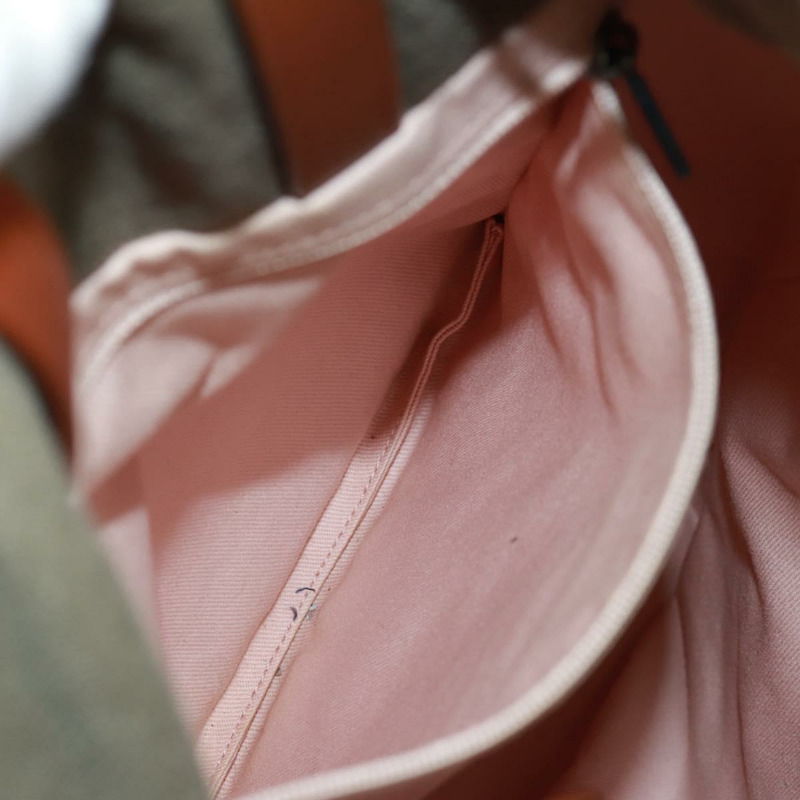 【日本直送】香奈兒 Cruise Line 雙肩包 帆布亮片 卡其色 銀色 CC 標誌 BA9220AM-26