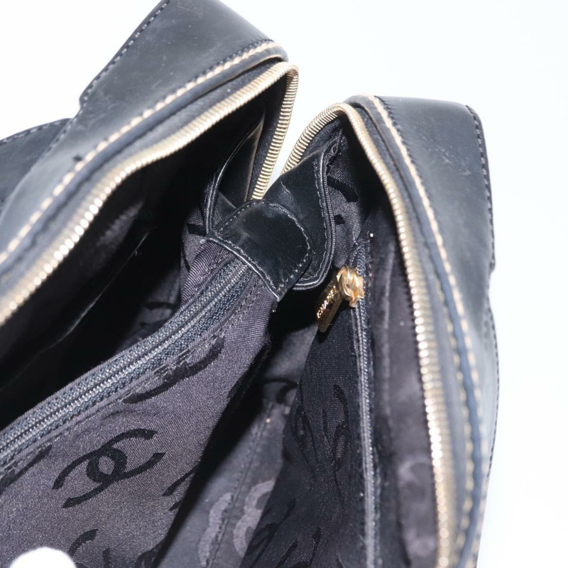 【日本直送】香奈兒 (CHANEL) 野性縫線手提包,黑色皮革,金色雙C標誌,正品 BA9589-20