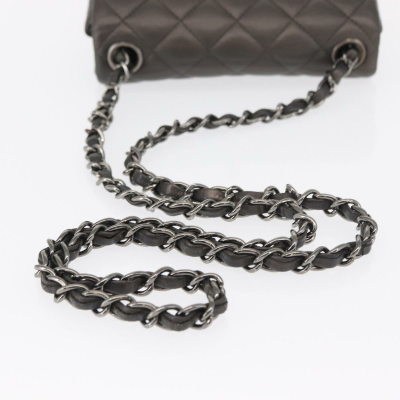 【日本直送】香奈兒 (CHANEL) 鏈條迷你絎縫 16 肩背包 羊皮 灰色 銀色 CC Auth163230V-6