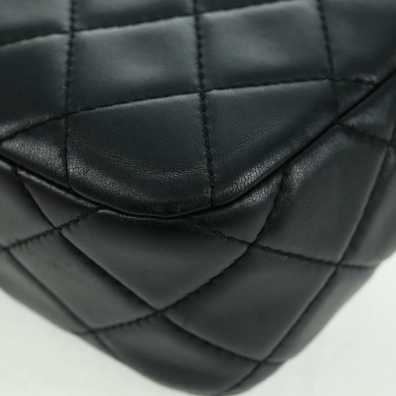 【日本直送】香奈兒 (CHANEL) 絎縫鏈條肩背包,羊皮材質,黑色,金色雙C標誌,正品編號 159919SAM-16