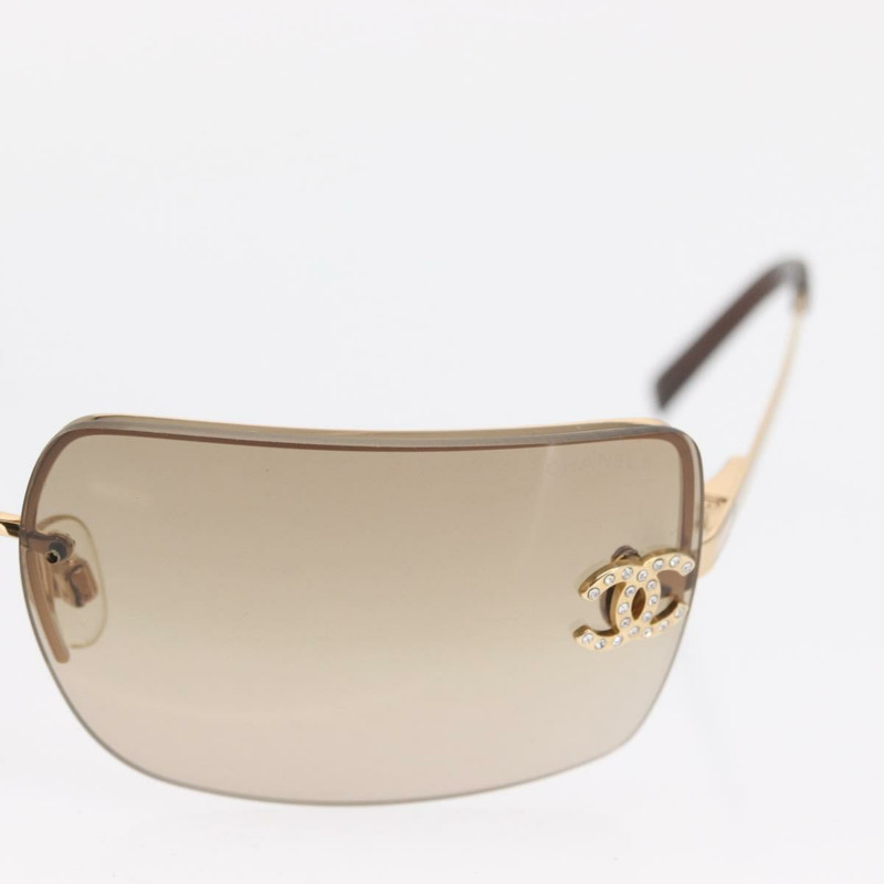 【日本直送】香奈兒 CC 鑲鑽無框太陽眼鏡 金屬棕色 CC 正品 am10473V-3