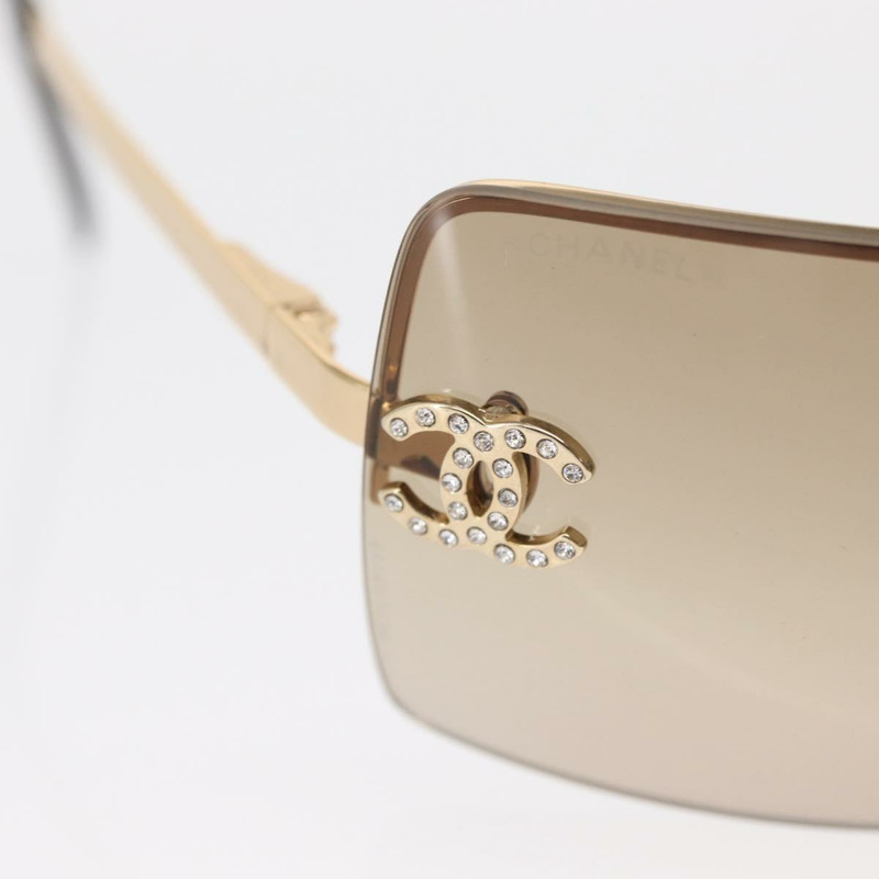 【日本直送】香奈兒 CC 鑲鑽無框太陽眼鏡 金屬棕色 CC 正品 am10473V-4