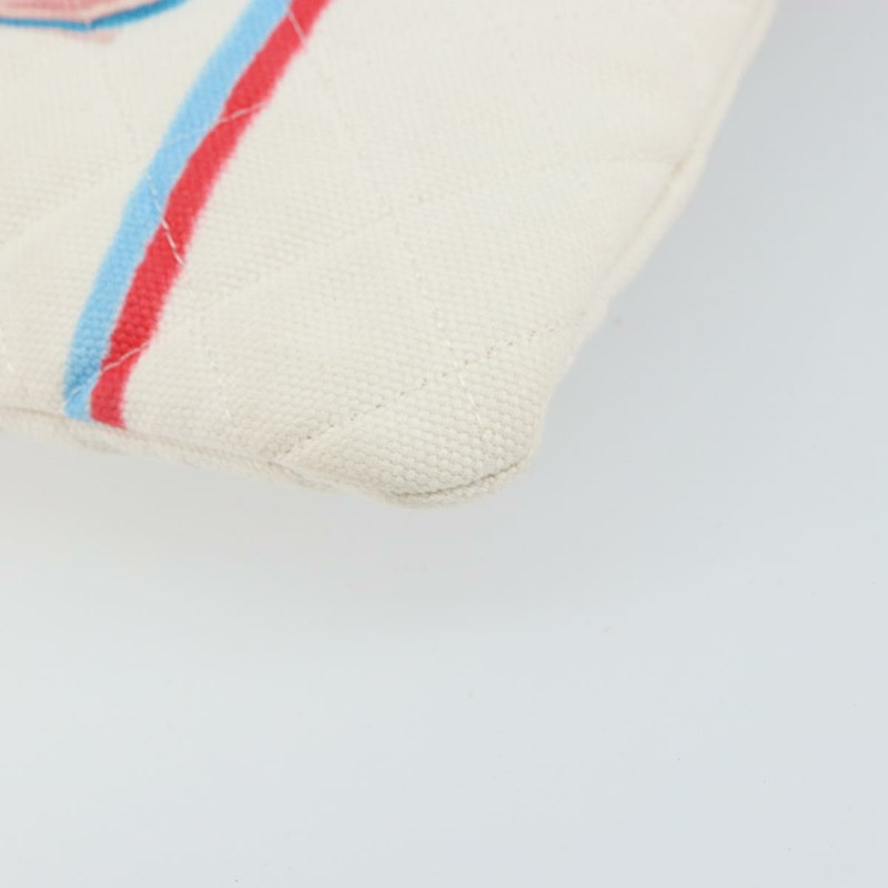 【日本直送】香奈兒 Matelasse 帆布手拿包 白色 銀色 CC 標誌 Auth 163779-6