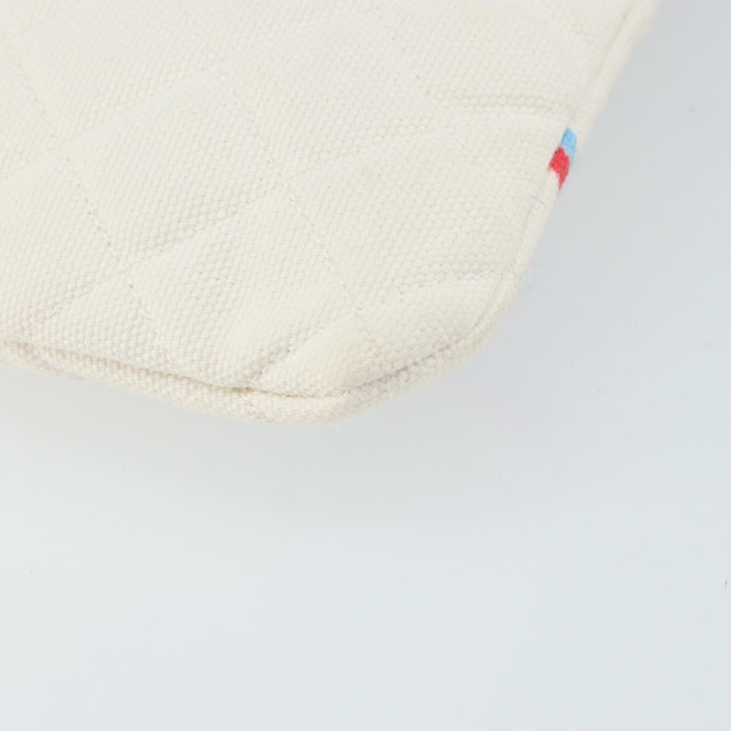 【日本直送】香奈兒 Matelasse 帆布手拿包 白色 銀色 CC 標誌 Auth 163779-15