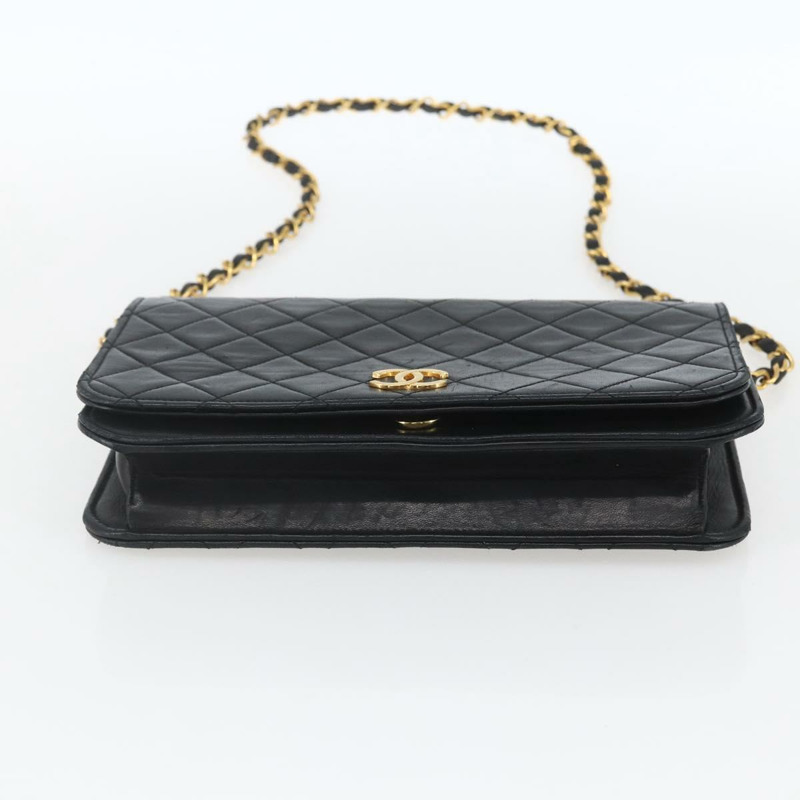 【日本直送】香奈兒 Matelasse 鏈條肩背包 羊皮 金色 黑色 CC 標誌 Auth 162543-4