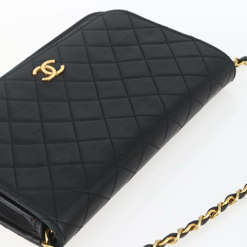 【日本直送】香奈兒 Matelasse 鏈條肩背包 羊皮 金色 黑色 CC 標誌 Auth 162543-5