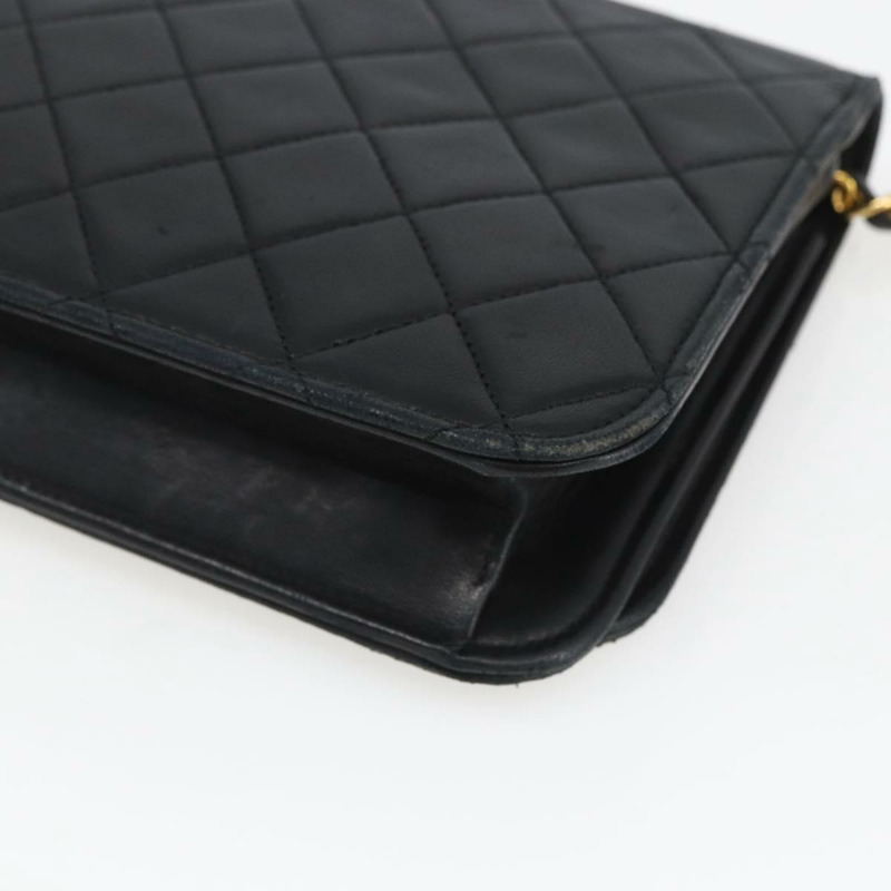 【日本直送】香奈兒 Matelasse 鏈條肩背包 羊皮 金色 黑色 CC 標誌 Auth 162543-14