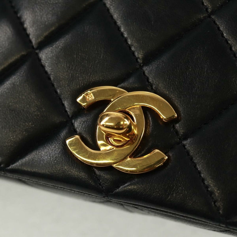 【日本直送】香奈兒 (CHANEL) 絎縫鏈條單肩包,羊皮材質,黑色,金色雙C標誌,貨號 157515SM-18