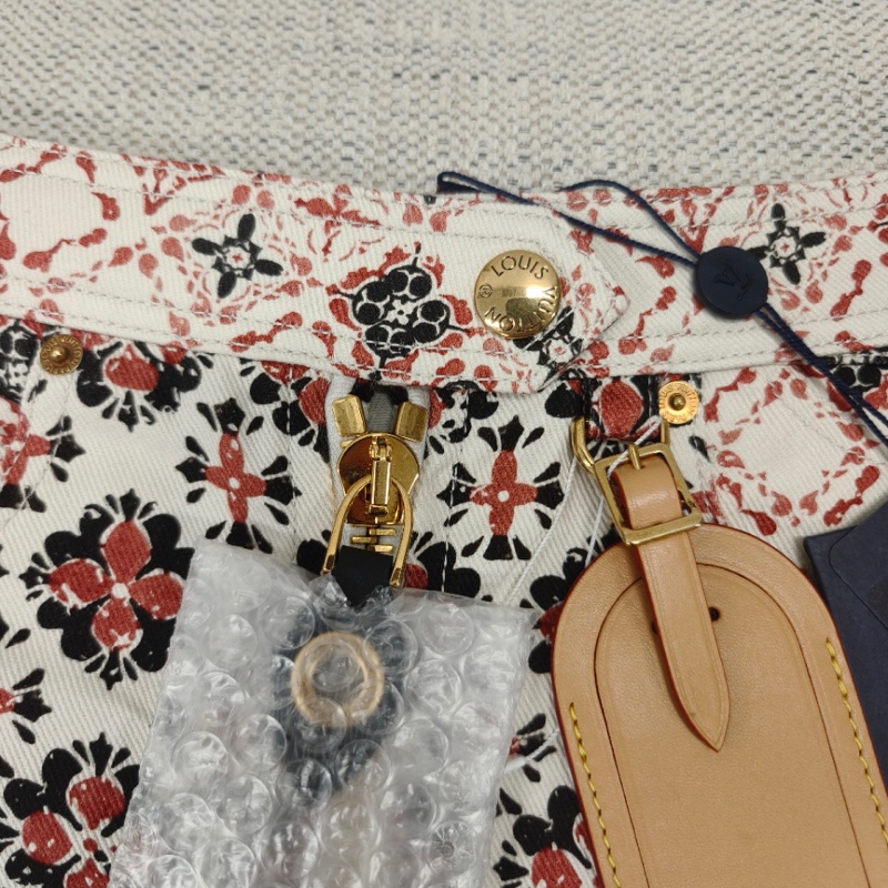 全新路易威登 Louis Vuitton 女款短裙 36码(155/68A),内购涂标-1