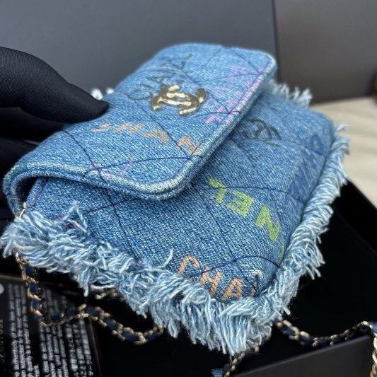 香奈兒Chanel 藍色牛仔印花mini鏈條包-2