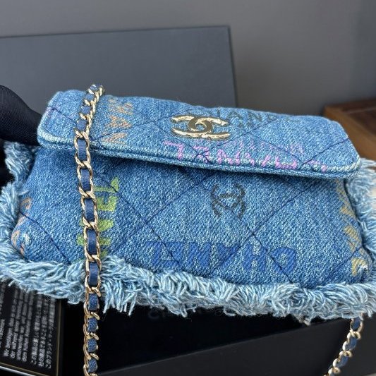 香奈兒Chanel 藍色牛仔印花mini鏈條包-4