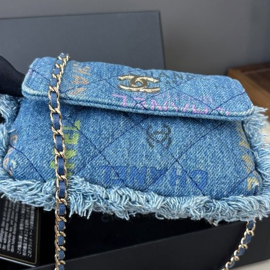 香奈兒Chanel 藍色牛仔印花mini鏈條包-7