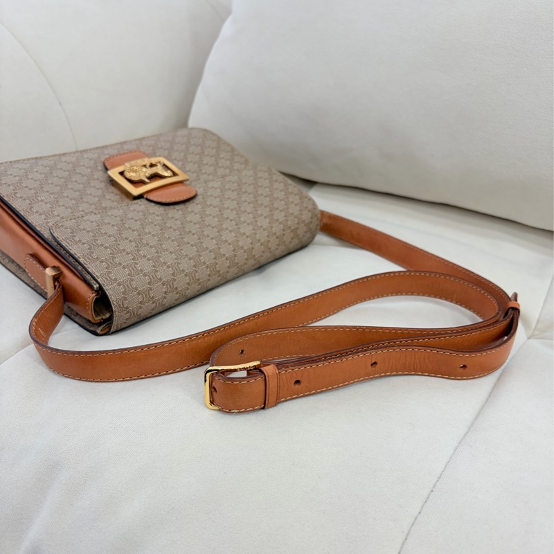 Celine 米色中古馬車扣肩背包 米花 稀有-20
