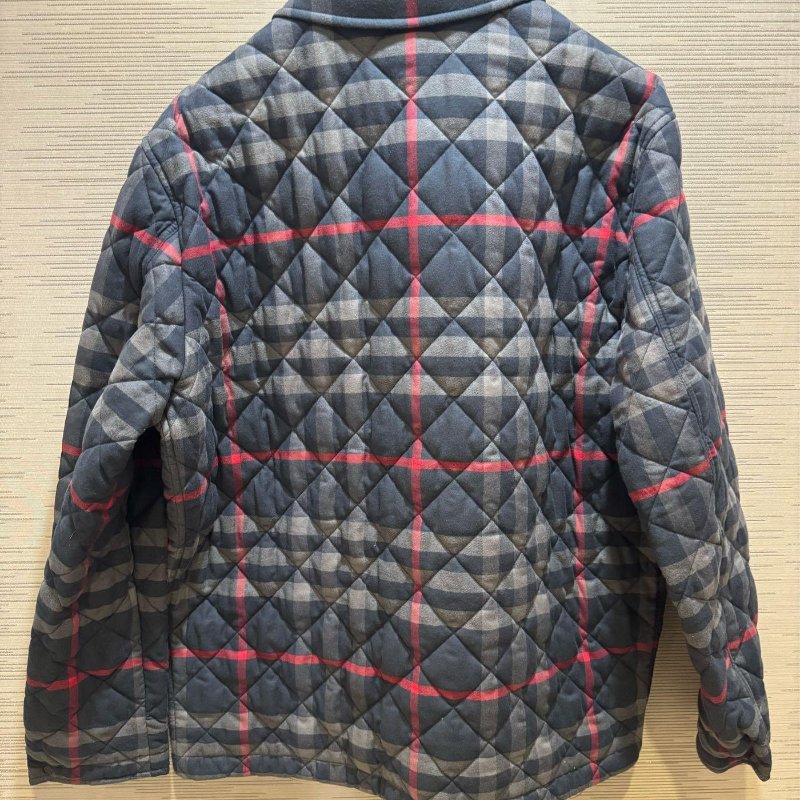 💎Han's house精品服飾💎BURBERRY 菱格紋 格紋 外套 原價50000-3